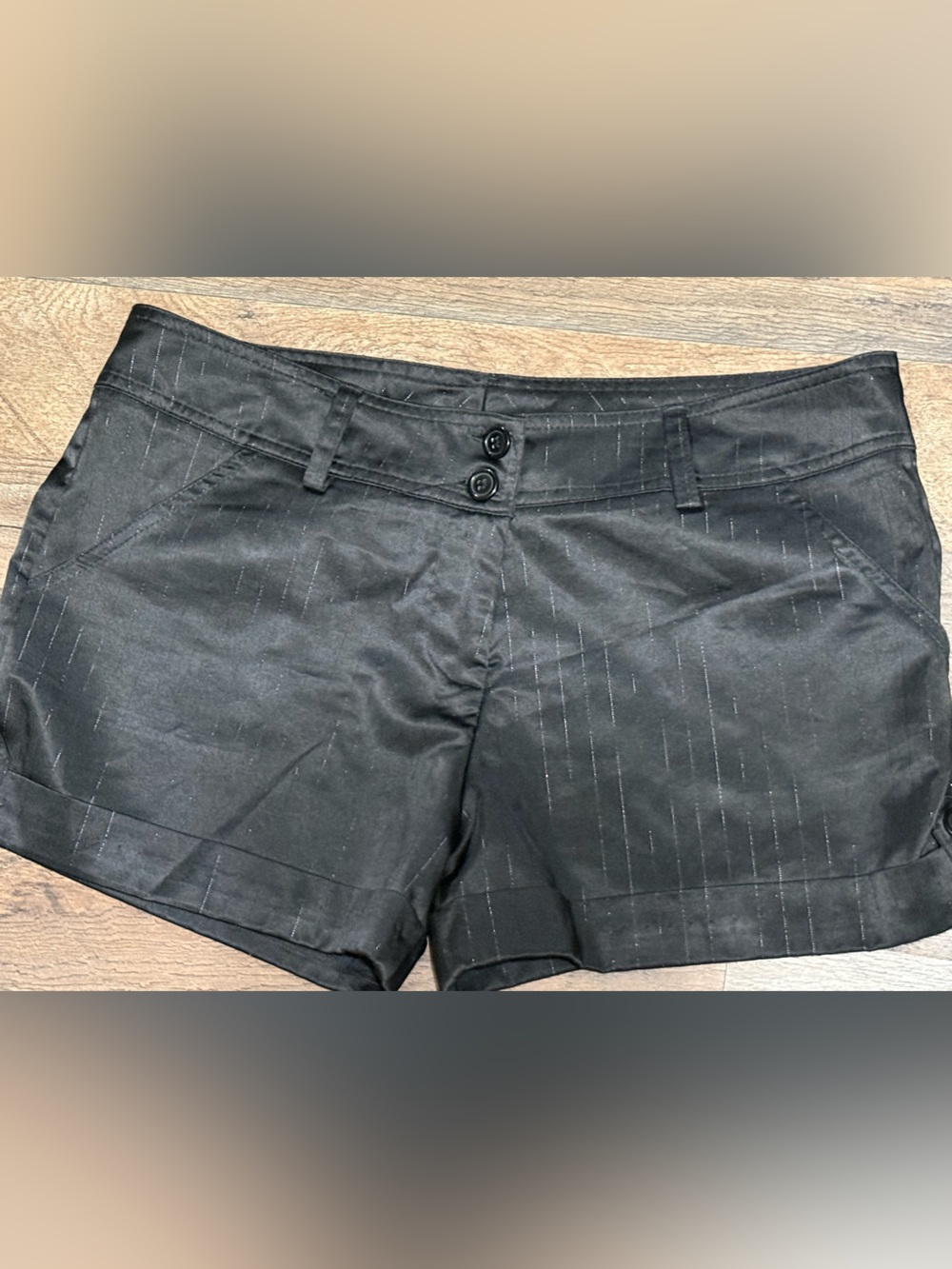 VTG Leyva’s Black Metallic Pinstripe Tailored Shorts Low Rise Y2K •Size S/M•